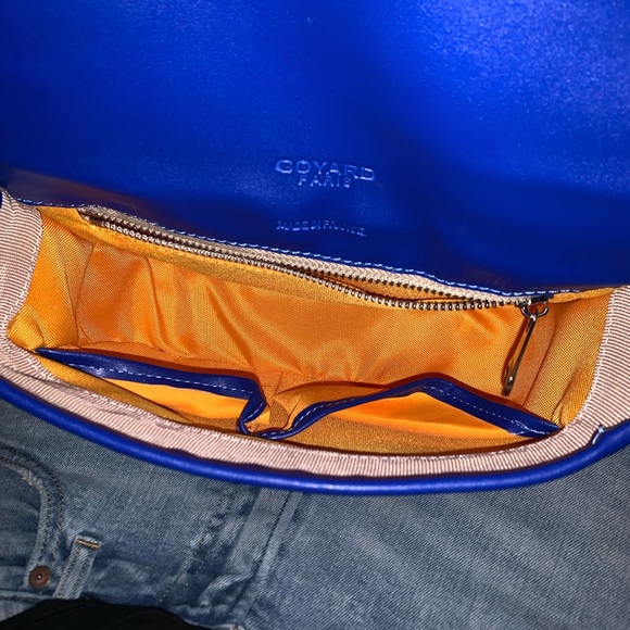 Brand new blue goyard side bag for sale!!!!$1500 comes with receipt - Picture 4 of 4